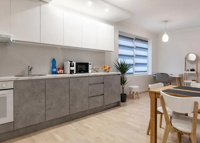 Center Parking Space